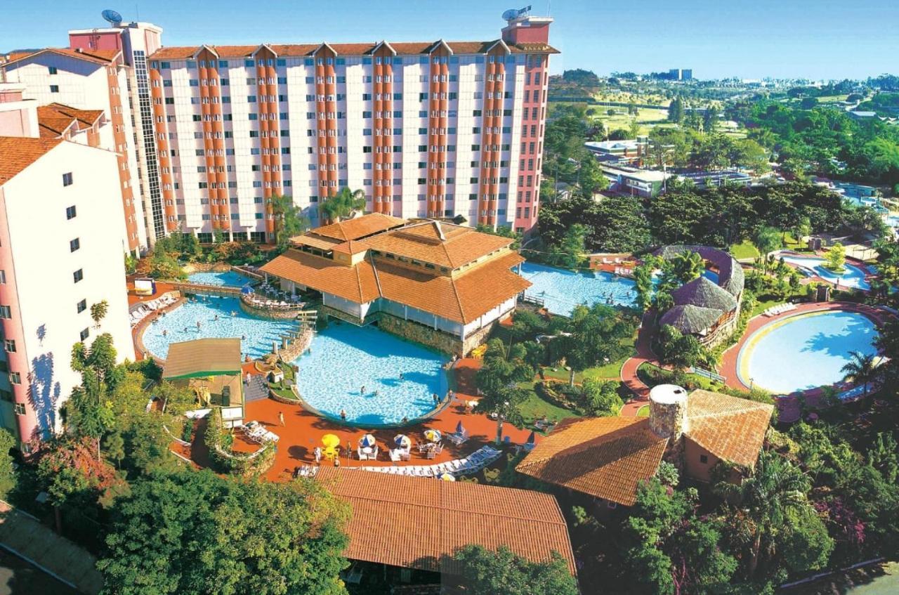 Apartamento Luxo Hot Springs Caldas Novas Tay Apartment Exterior photo